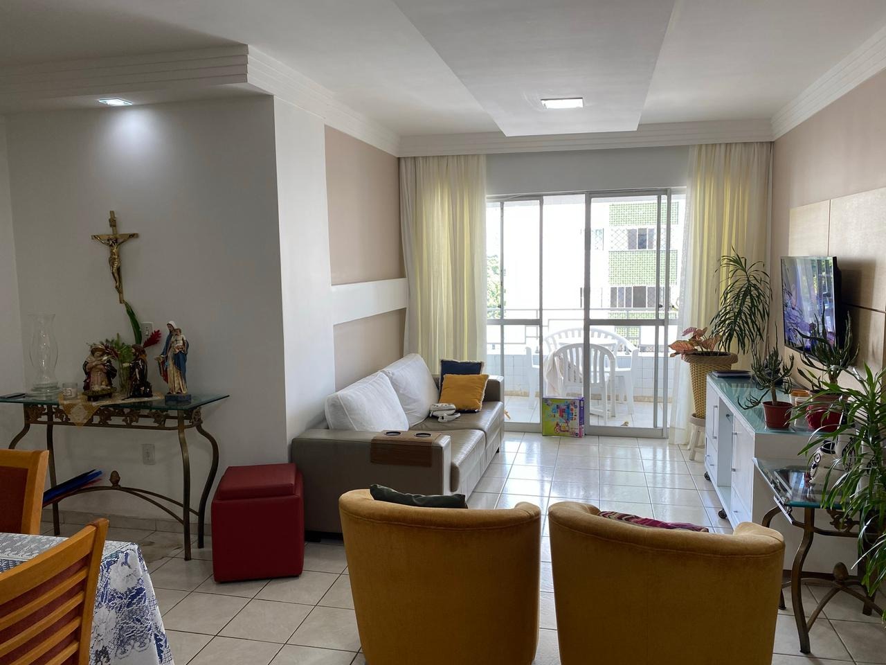 Apartamento à Venda Com Três (03) Quartos Em Boa Viagem, Recife-PE. Edf ...